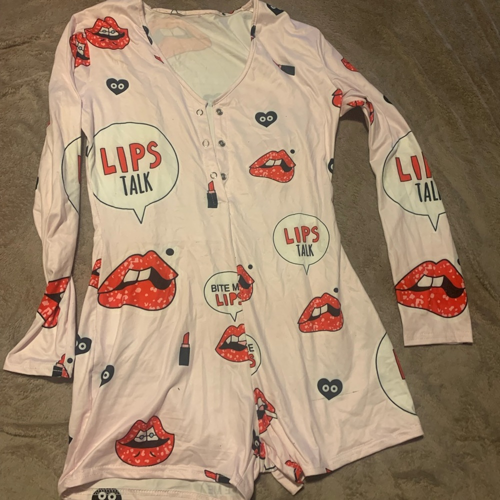 one piece pajamas set size med